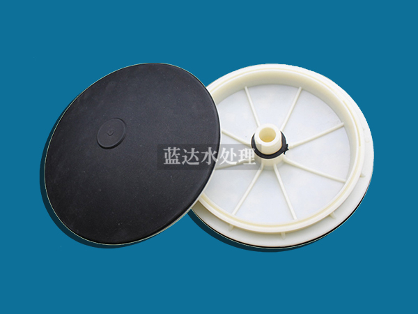 盤(pán)式曝氣器